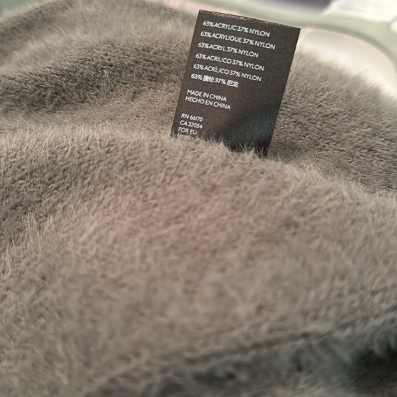 Urban Outfitters Gray Fuzzy Sweater - Picture 8 of 8